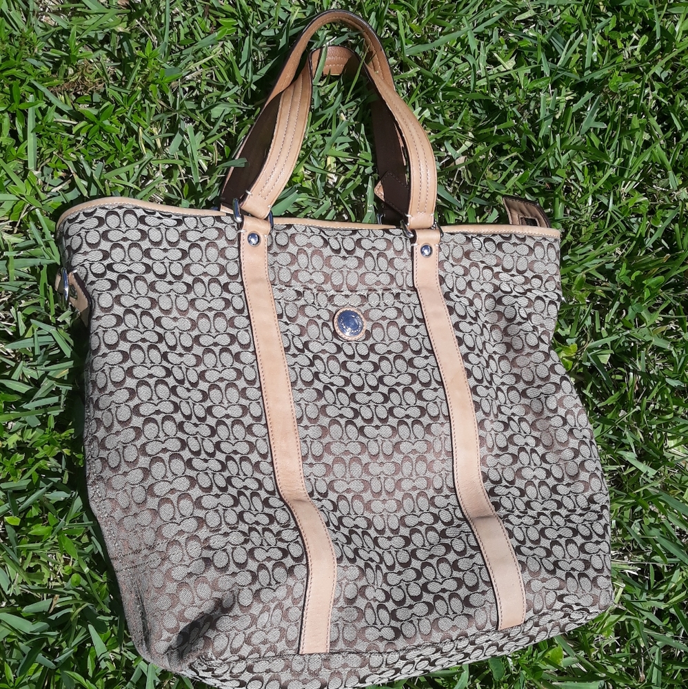 Tote bag